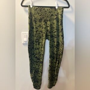 Lululemon All You Do Tight, Hi-Rise, Size 8